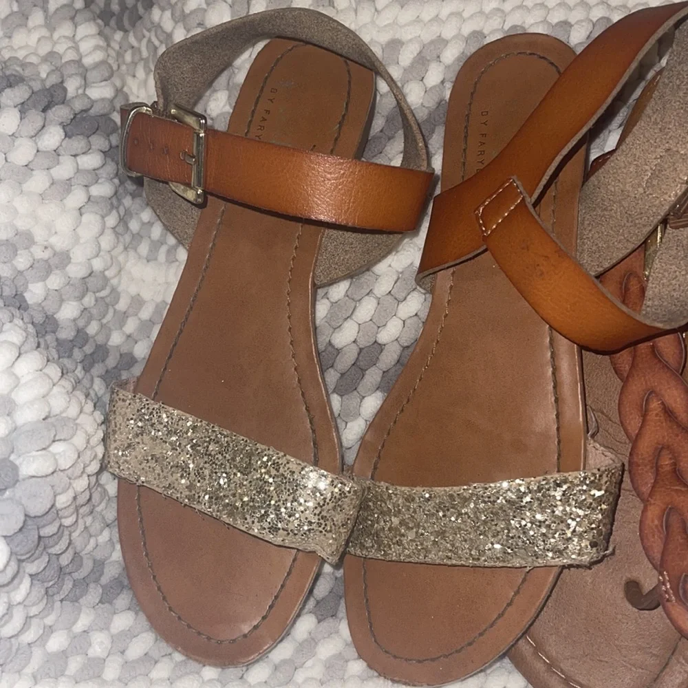 Womens sandals size 6 lot from Maurice’s and Francesca’s - Picture 2 of 5